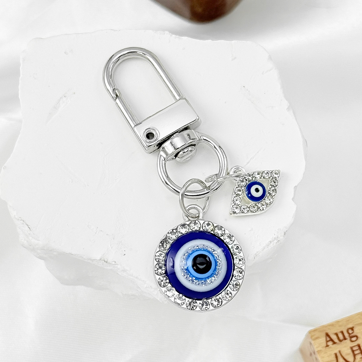 keychain eyelash Metal Evil Ey – Men Accessories Evil Eye Bewertung und Preis