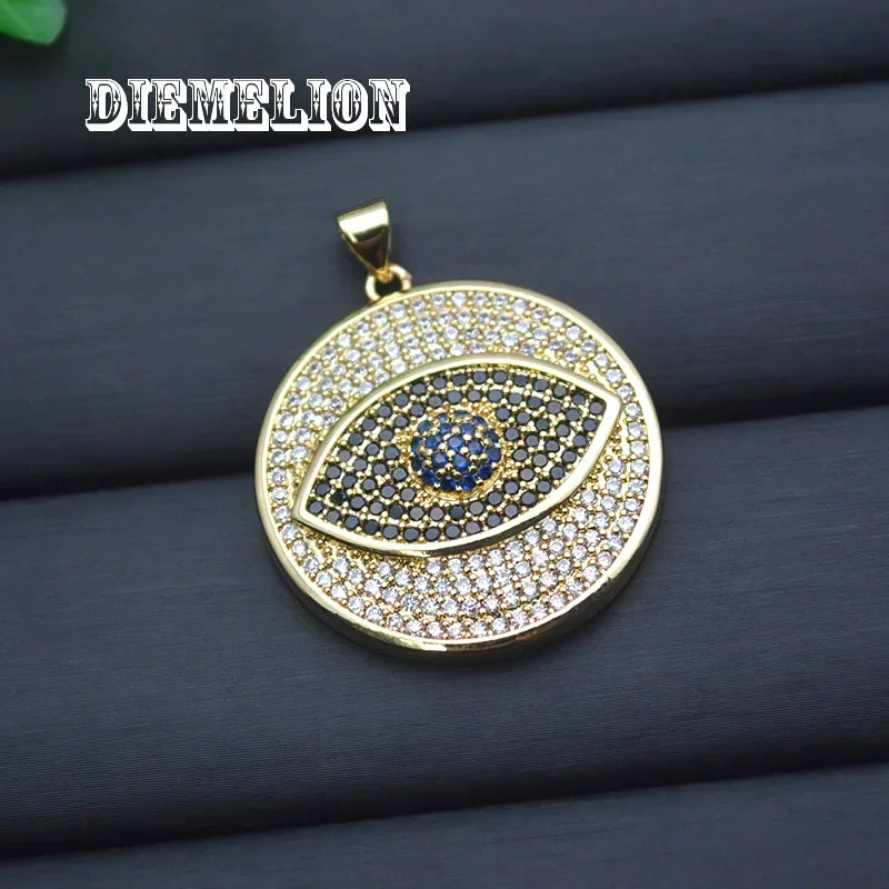 Big Round Full Cubic Zirconia  – Men Accessories Evil Eye Bewertung und Preis