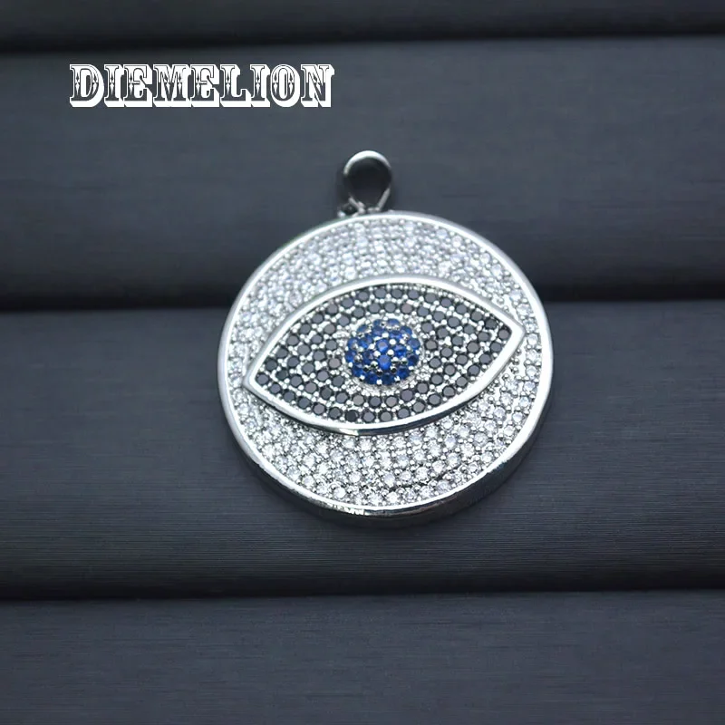 Big Round Full Cubic Zirconia  – Men Accessories Evil Eye Bewertung und Preis